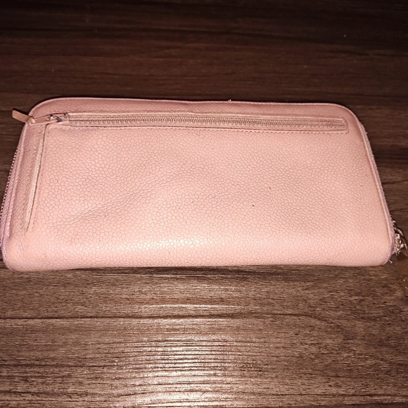 CHANEL CC Caviar Continental Zip Long Wallet - Picture 2 of 13